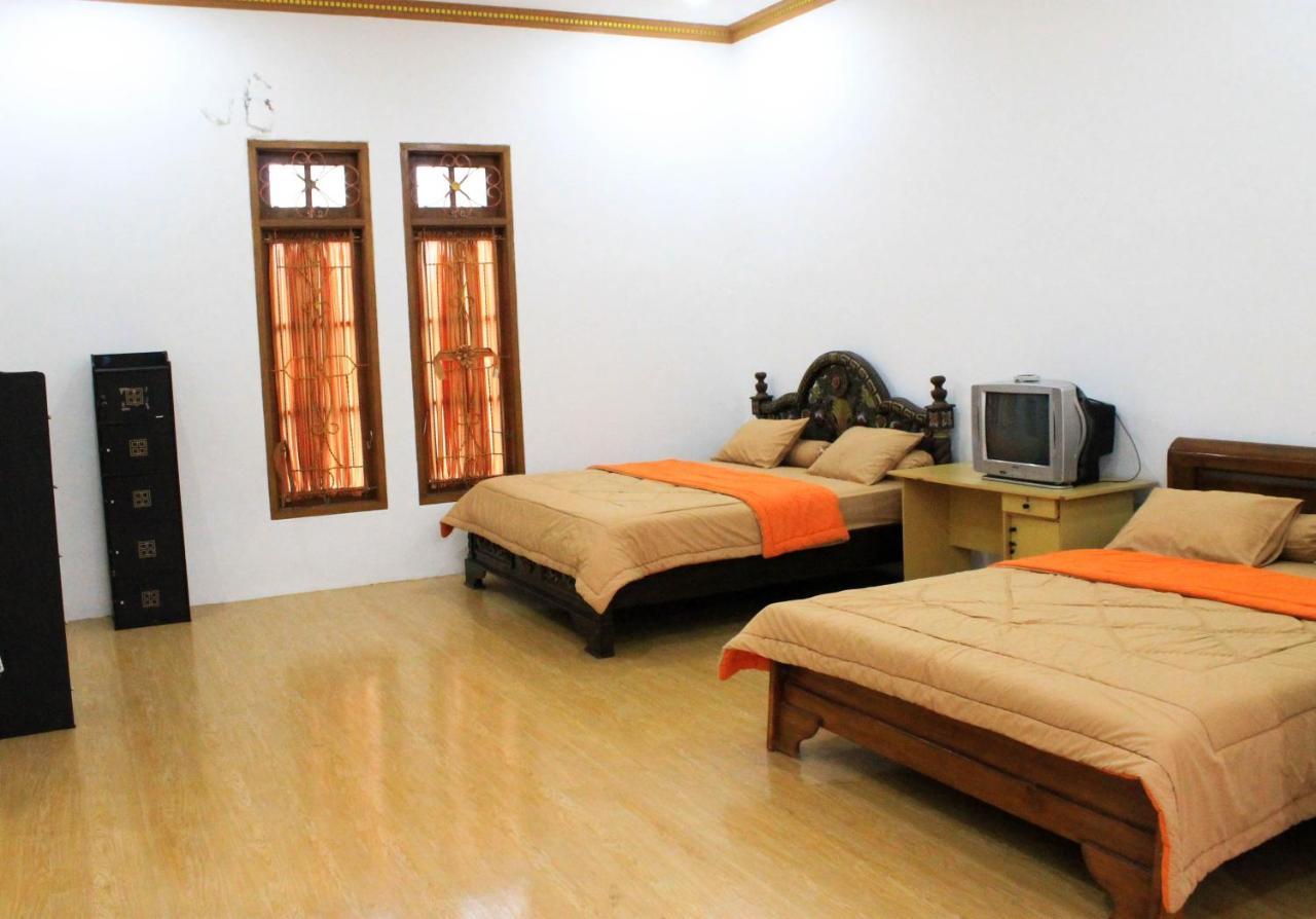 Villa Bukit Berkat Bogor Esterno foto
