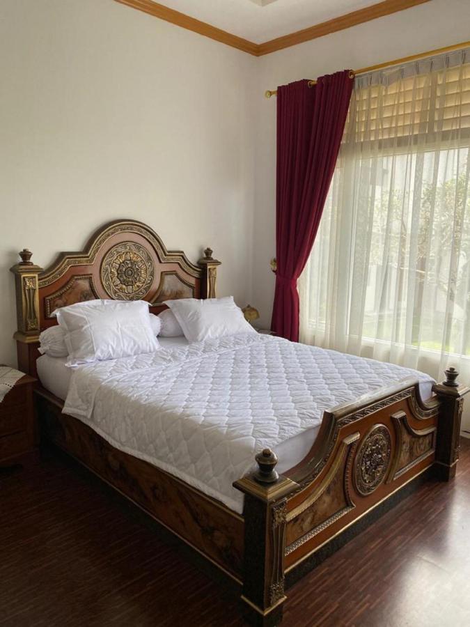 Villa Bukit Berkat Bogor Esterno foto