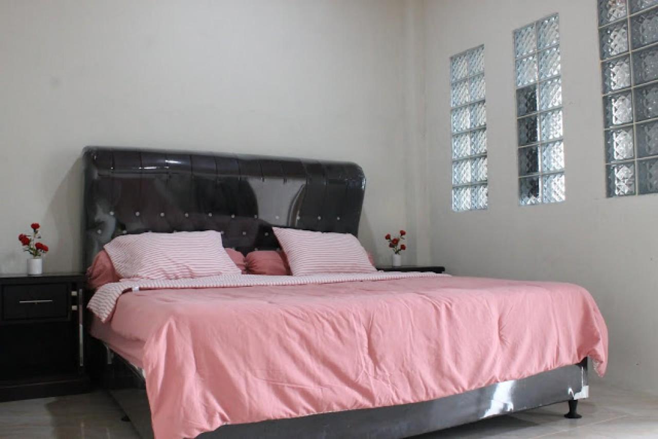 Villa Bukit Berkat Bogor Esterno foto